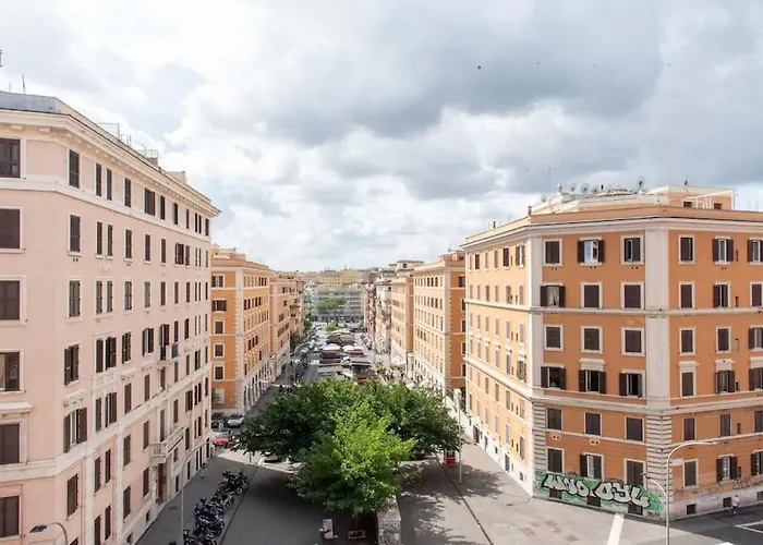 Domus Viola In San Giovanni Appartement
