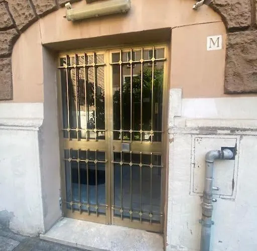 Domus Viola In San Giovanni Rome