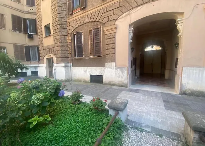 Domus Viola In San Giovanni Appartement